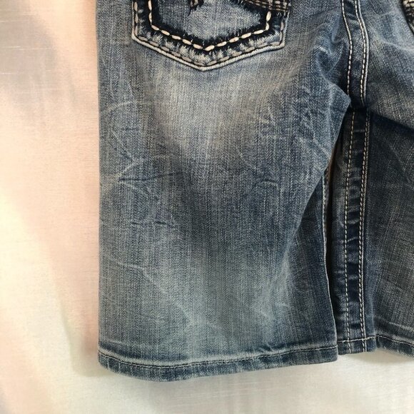 Miss Me Boyfriend Bermuda Denim  Med Wash Shorts Ladies 26 - Picture 9 of 14
